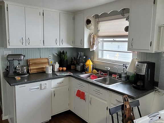 5th image of 4457 Allen Dr