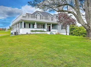 1017 Independence Ave, Mount Carmel, TN 37645