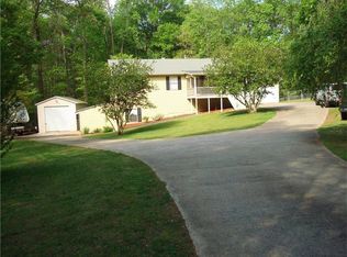 6209 Emerald Springs Dr, Acworth, GA 30102