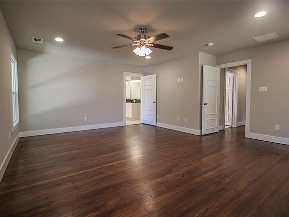 5th image of 812 Greenwood Dr