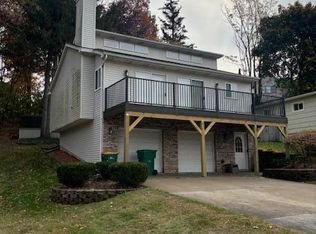 1331 Brighton Lake Rd, Brighton, MI 48116