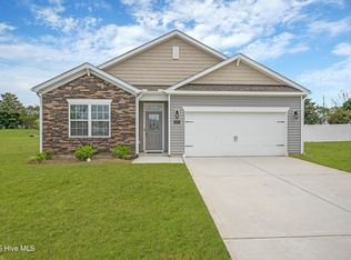 3621 Corinth Dr, Greenville, NC 27834