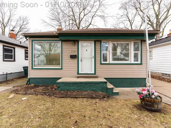 2121 Buckingham Ave, Lincoln Park, MI 48146