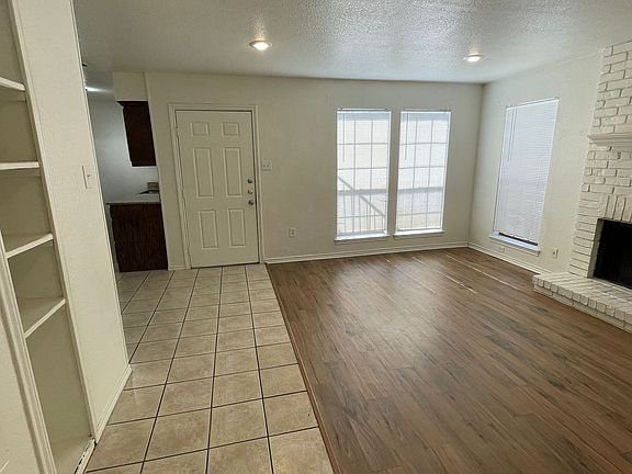 5th image of 3126 Tudor Ln