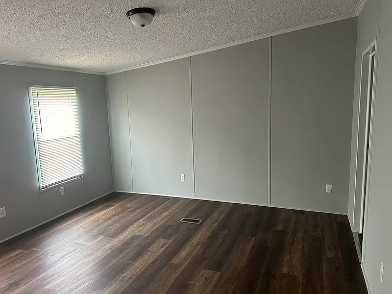 7210 April Dr — Photo 7