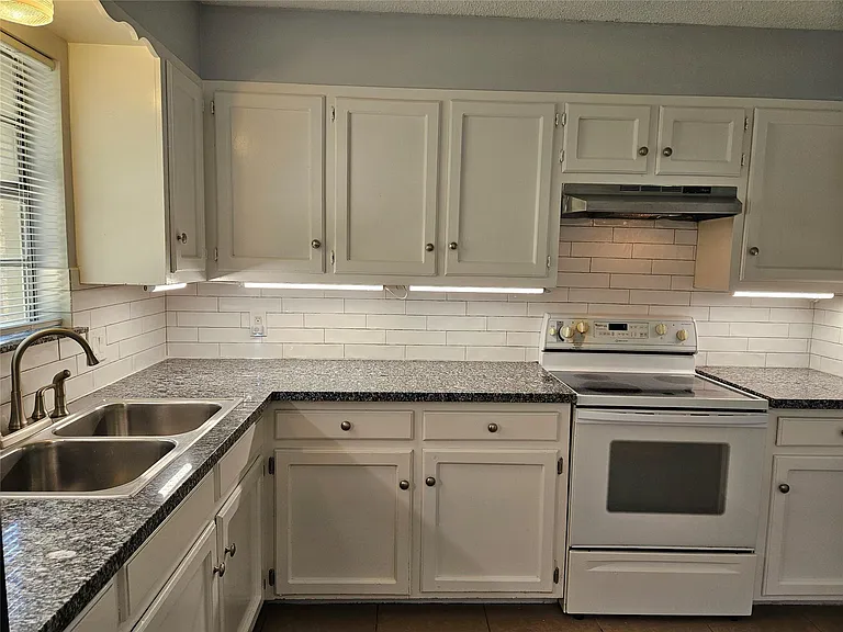 806 Ranch Rd #A — Photo 8