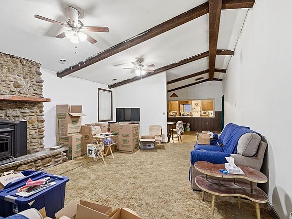 5th image of 271 Barnard Rd