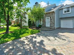 76 Jeffrey Cir, Dayton, NJ