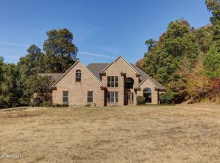 1278 Crockett Cv, Hernando, MS 38632