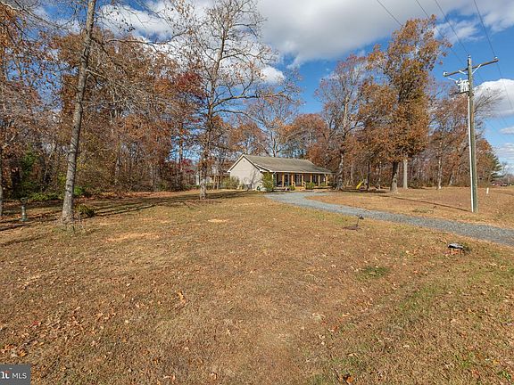 5th image of 28896 Horseshoe Rd