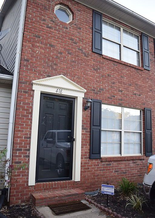 1st image of 418 W Townes Ct