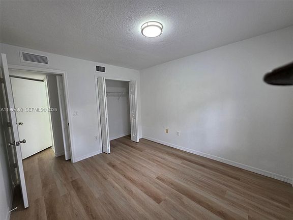4th image of 2911 SE 13th Ave Unit 101-49