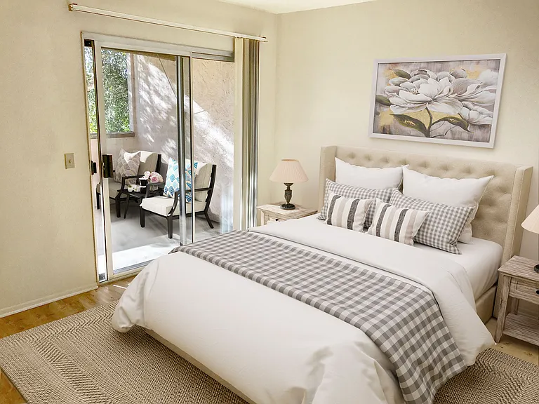 360 S Hickory St S #12 — Photo 4