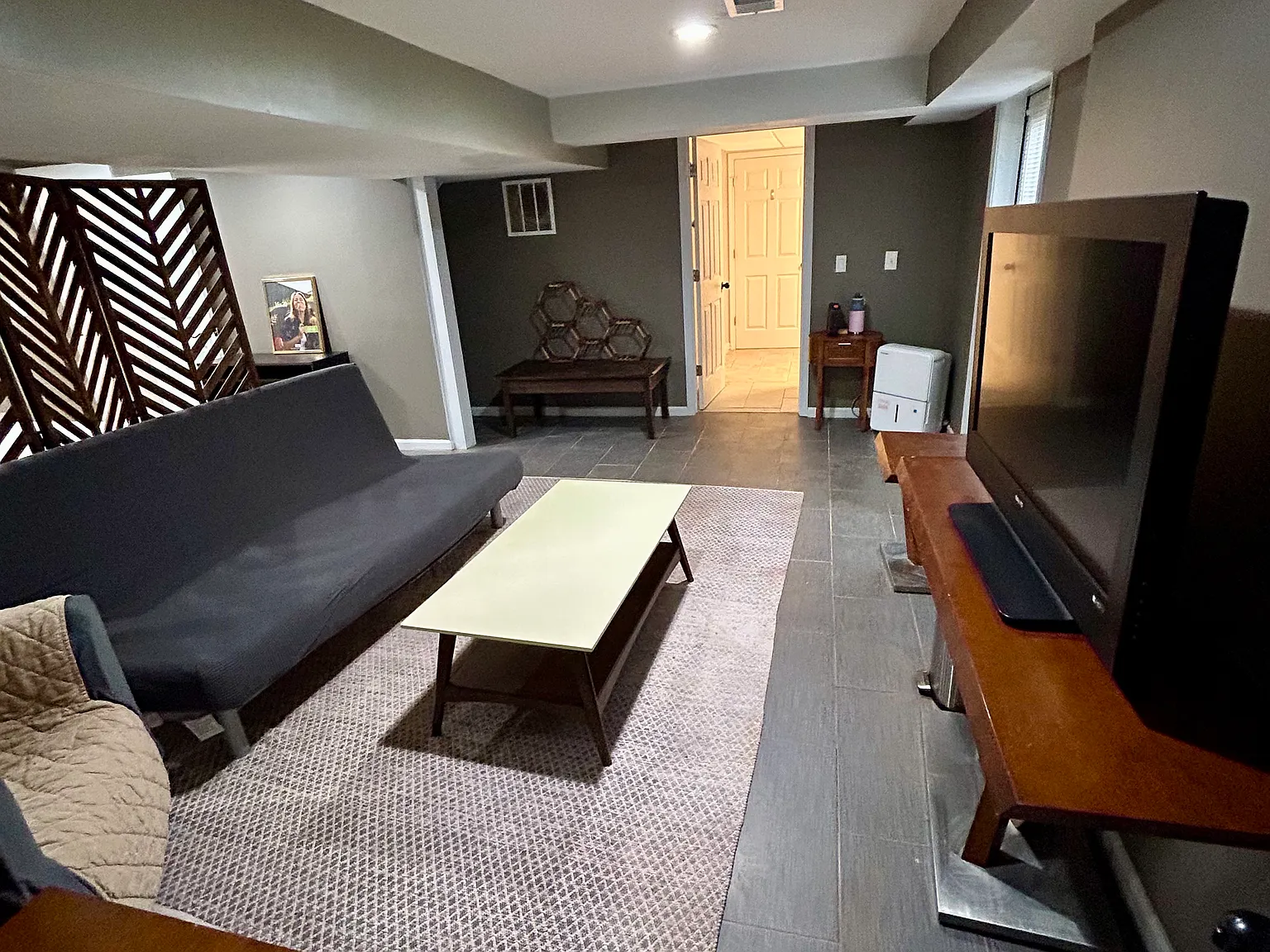 Studio, 1200 sqft, $1,250 — Photo 3