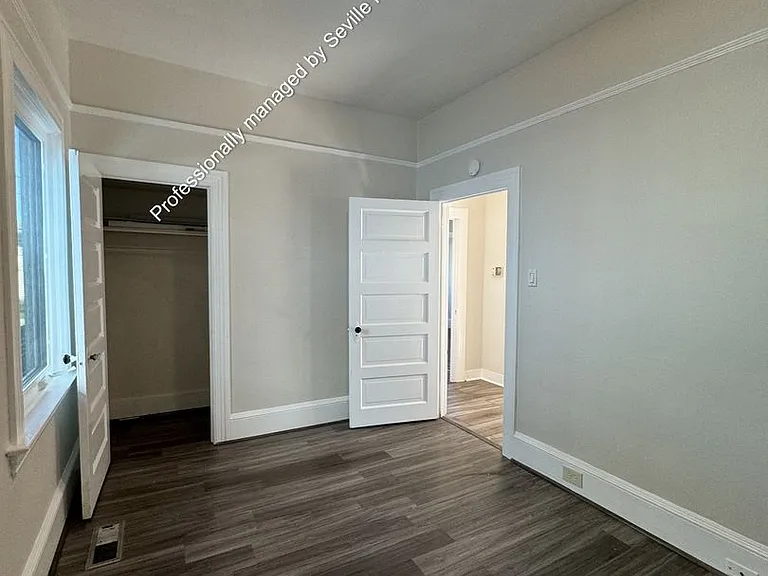 6525 Herzog St — Photo 33