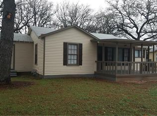 3009 Glenda Ave, Haltom City, TX 76117
