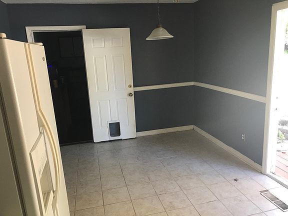 3rd image of 5437 NW Osage Dr