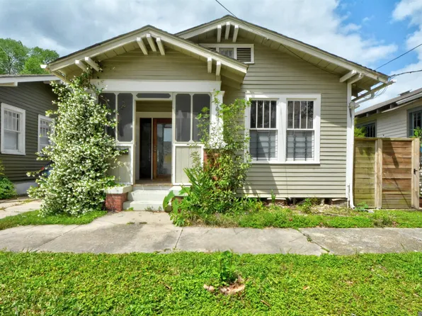647 Bungalow Ln, Baton Rouge, LA 70802