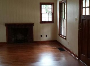 895 Woodlawn Ave, Muscatine, IA 52761