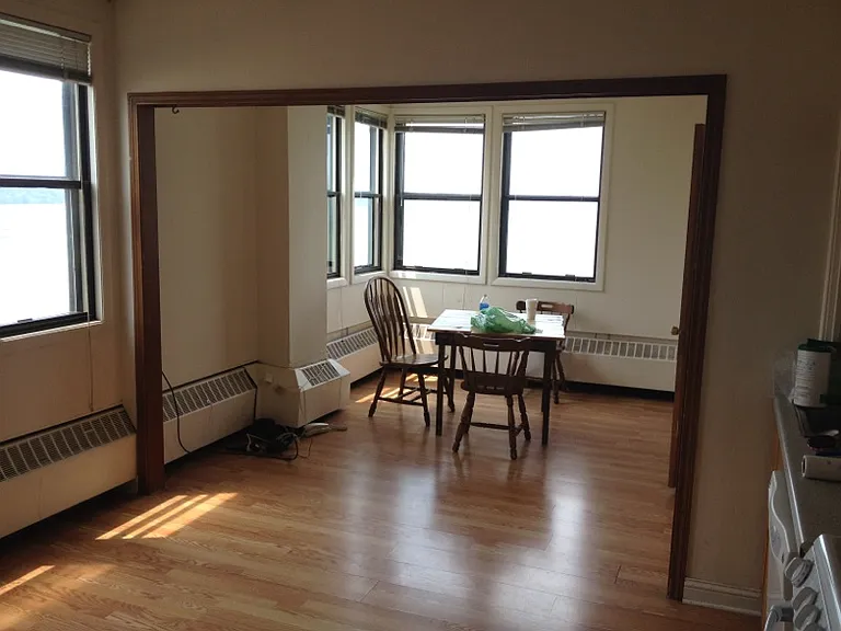 Mendota Lakeshore Apartments LLC — Photo 41