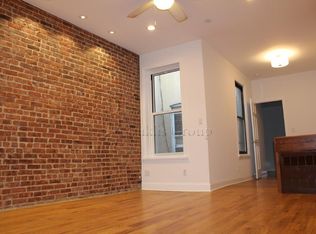 4304 30th Ave APT 3L, Astoria, NY 11103