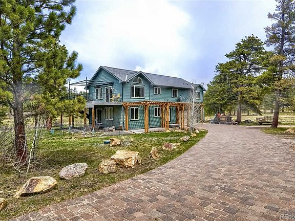 3rd image of 55 High Lake Dr