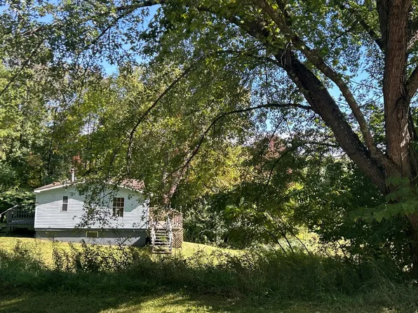 72 Elk Inn Rd, Port Henry, NY 12974