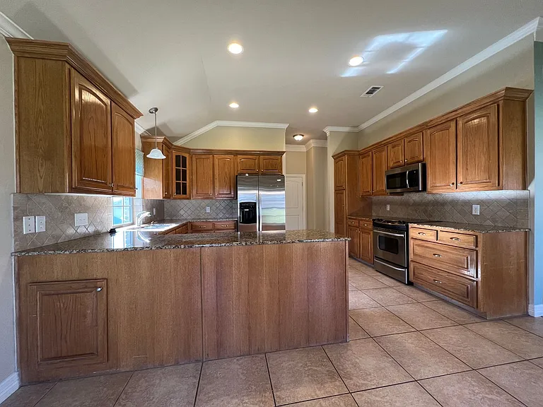 3016 Pueblo Dr — Photo 8