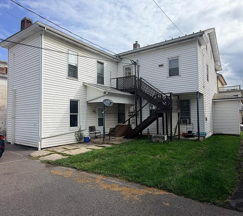2nd image of 38 S 2nd St