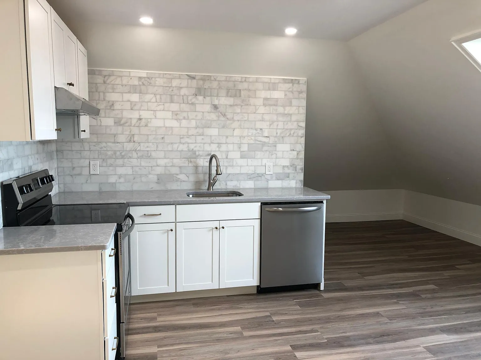 1 bed, 1000 sqft, $2,000 — Photo 3