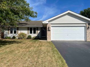 13855 Mary Dr, Rockton, IL 61072