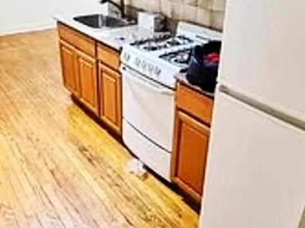 205 East 73rd Street image 6 of 7
