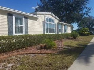 1901 Pier Dr, Ruskin, FL 33570