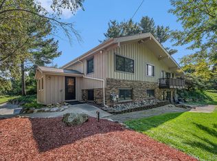 9501 Dexter Chelsea Rd, Dexter, MI 48130