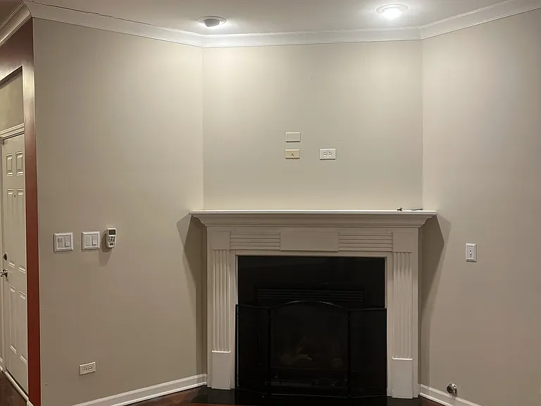 3354 W Ogden Ave #4 — Photo 4