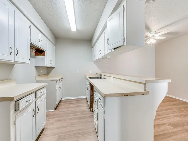 602 Billie Ruth Ln — Photo 10