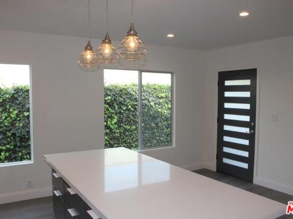 713 Vernon Ave APT 3