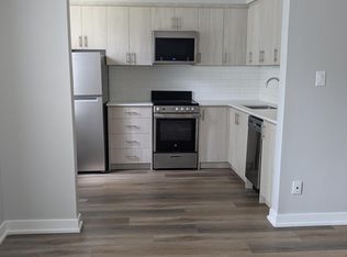 11 Sherwood Ave #115, Toronto, ON M4P2A6