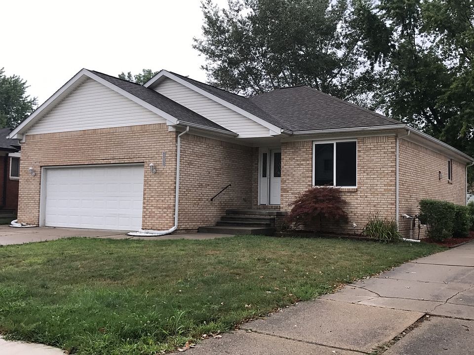 1st image of 22435 Dorion St