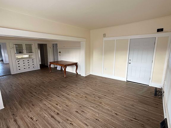 2nd image of 4134 S Park Ave
