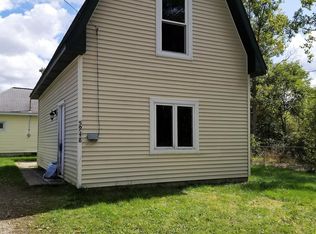 5948 Harvey St, Haslett, MI 48840