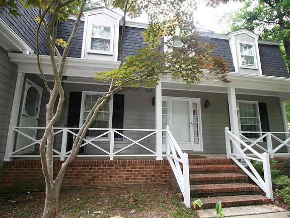 Entrance ( door on left ) and  Front Porch