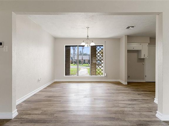 3rd image of 4818 Fern Forest Cir
