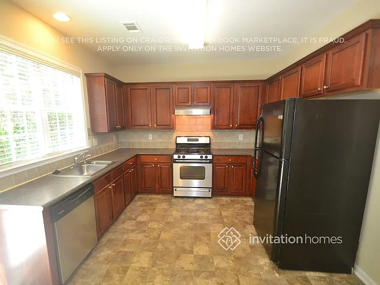 1758 Bentridge Dr NW #5 — Photo 3