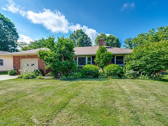 2nd image of 205 Longview Dr