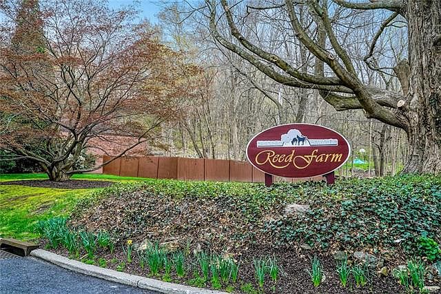1st image of 101 Orchard Hill Ln