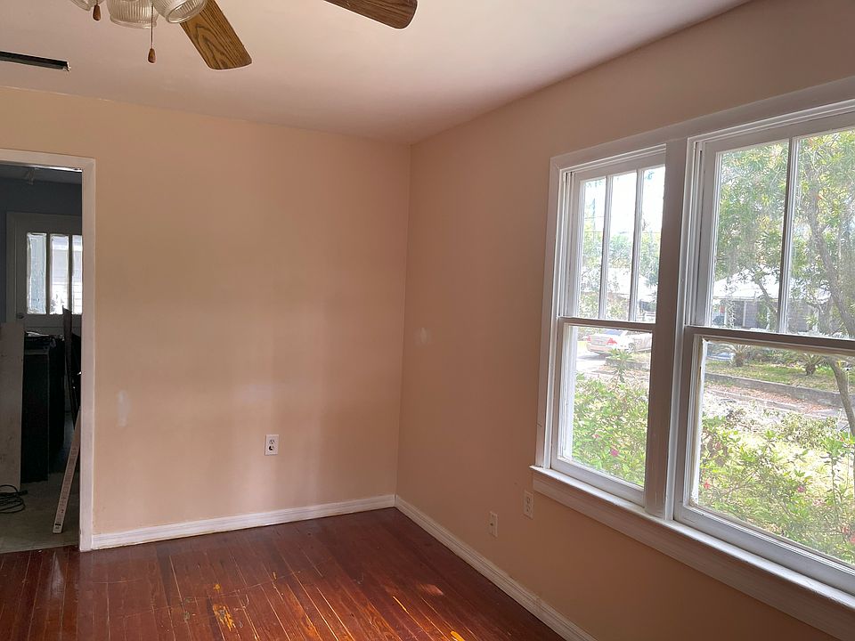 2nd image of 14 Eastman St