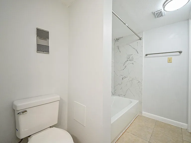8427 Hearth Dr #2 — Photo 8