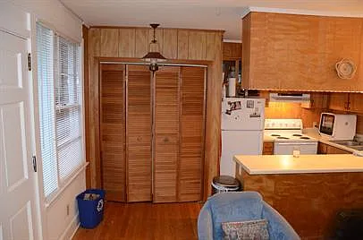 210 Westview Dr #3 — Photo 3