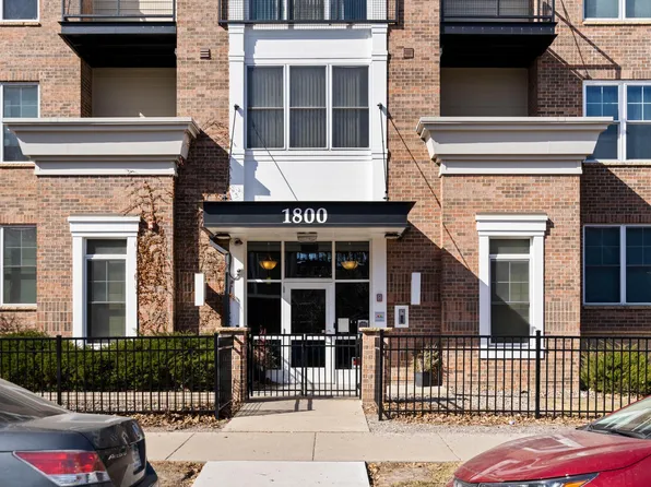 1800 Clinton Ave APT 407, Minneapolis, MN 55404